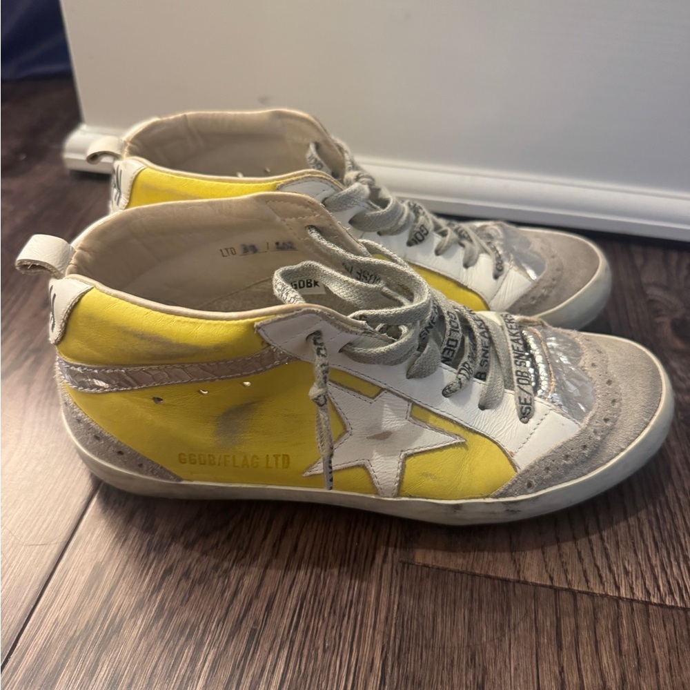 Golden Goose Yellow & White Lace-Up Sneakers - Picture 2 of 8